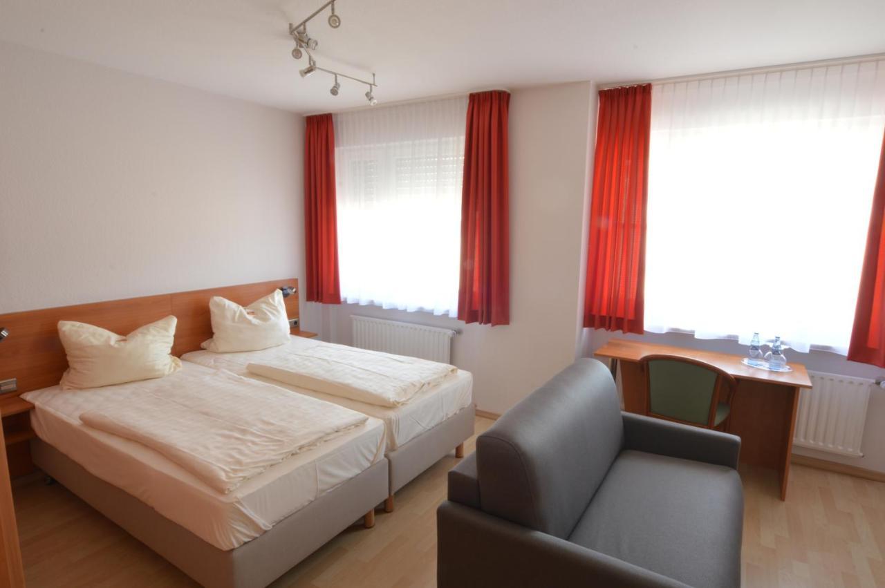 Aktivhotel Alter Kaiser บัดเอมส์ ภายนอก รูปภาพ