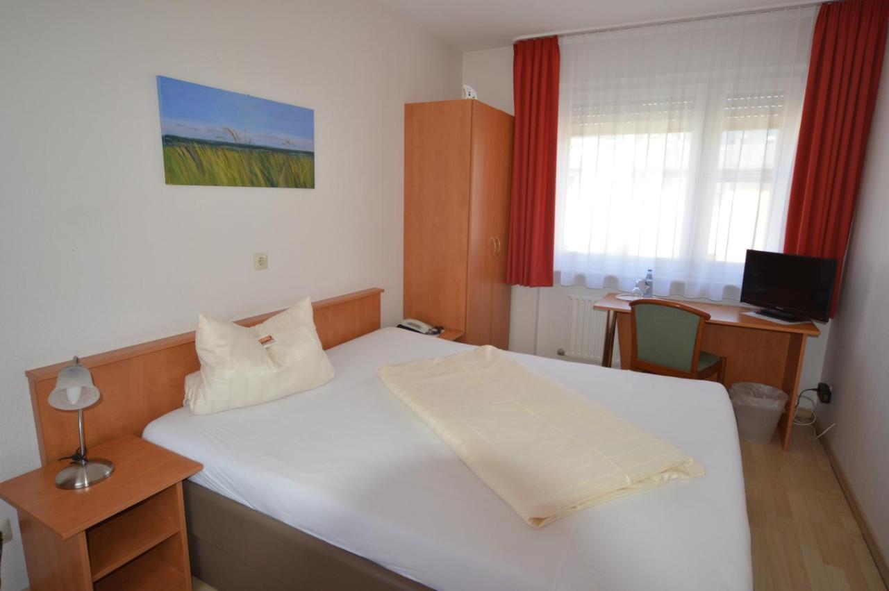 Aktivhotel Alter Kaiser บัดเอมส์ ภายนอก รูปภาพ