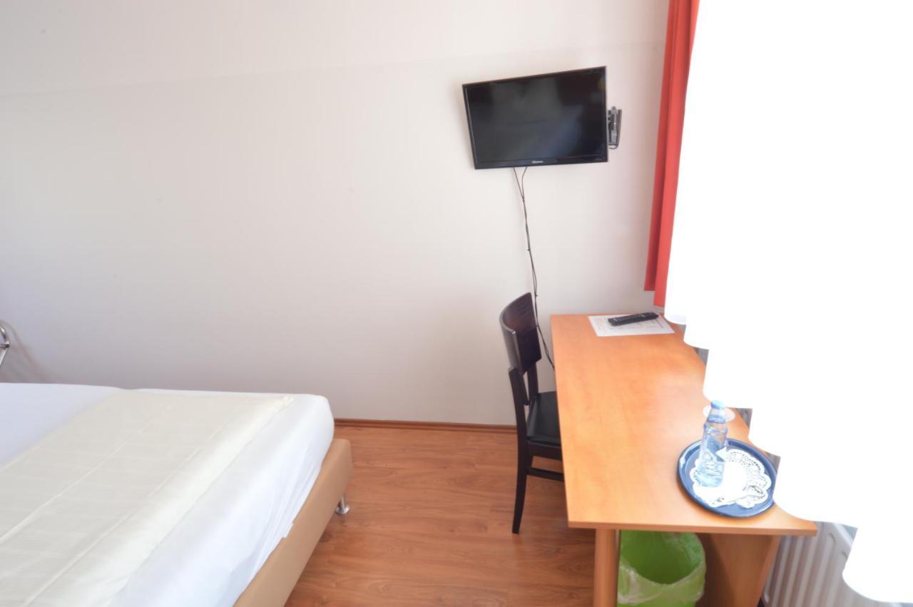 Aktivhotel Alter Kaiser บัดเอมส์ ภายนอก รูปภาพ