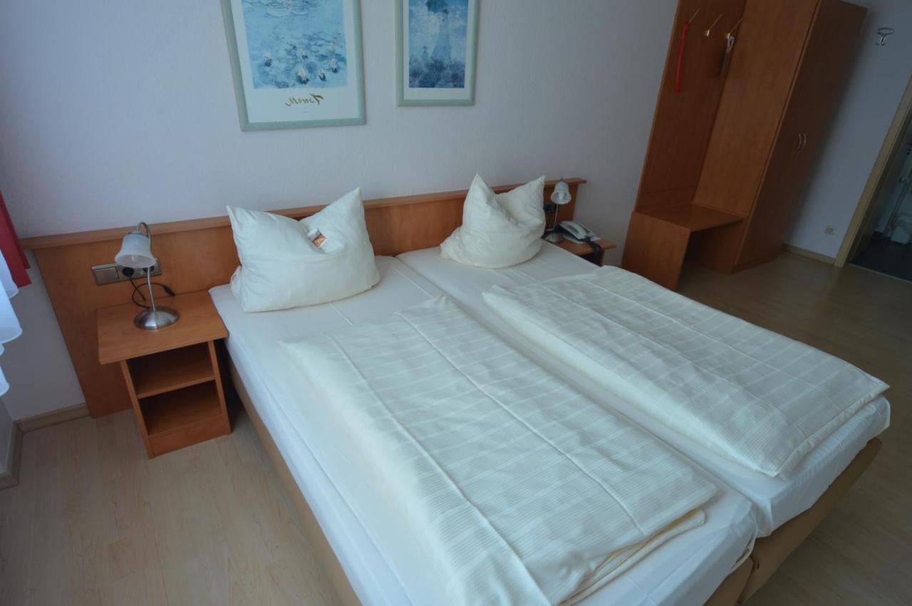 Aktivhotel Alter Kaiser บัดเอมส์ ภายนอก รูปภาพ