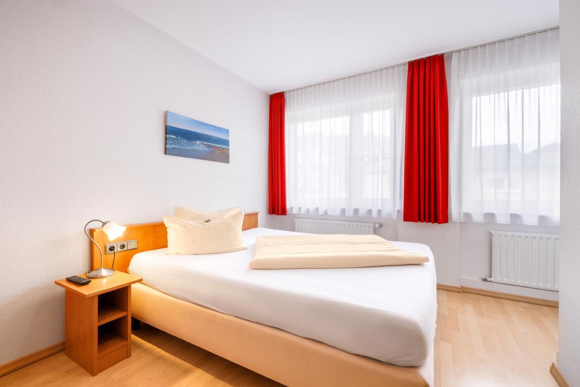 Aktivhotel Alter Kaiser บัดเอมส์ ภายนอก รูปภาพ